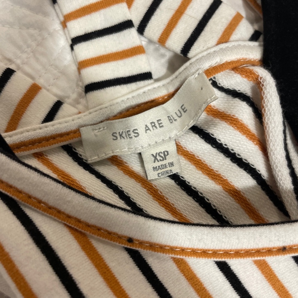 Striped Top - Picture 2 of 4